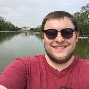 Meet your Posher, Alex